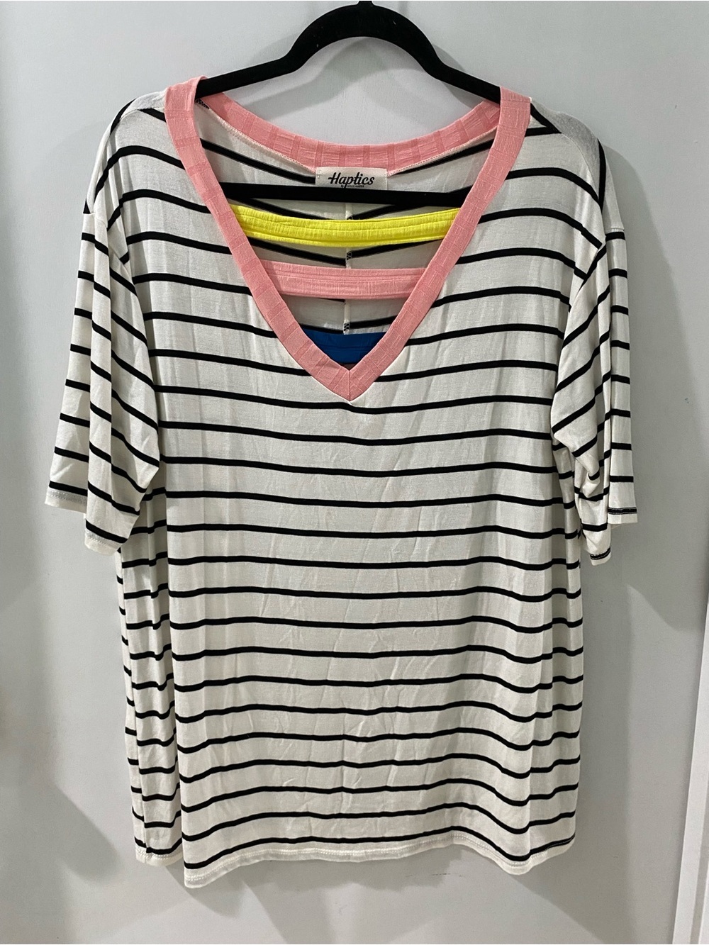 Haptics Women's Pink-Trim Black & White Striped V-Neck Top, size large